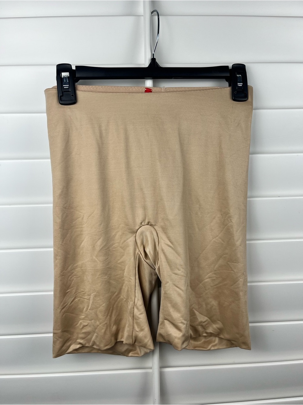 SPANX Suit Your Fancy Booty Booster Mid Thigh Shapewear Shorts Nude NWT Size M